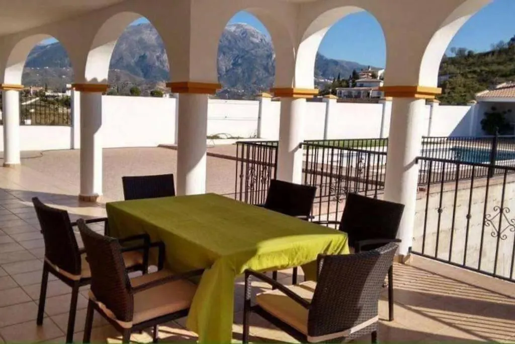 Villa Jazmin.Completa Privacidad. Piscina Privada. Malaga