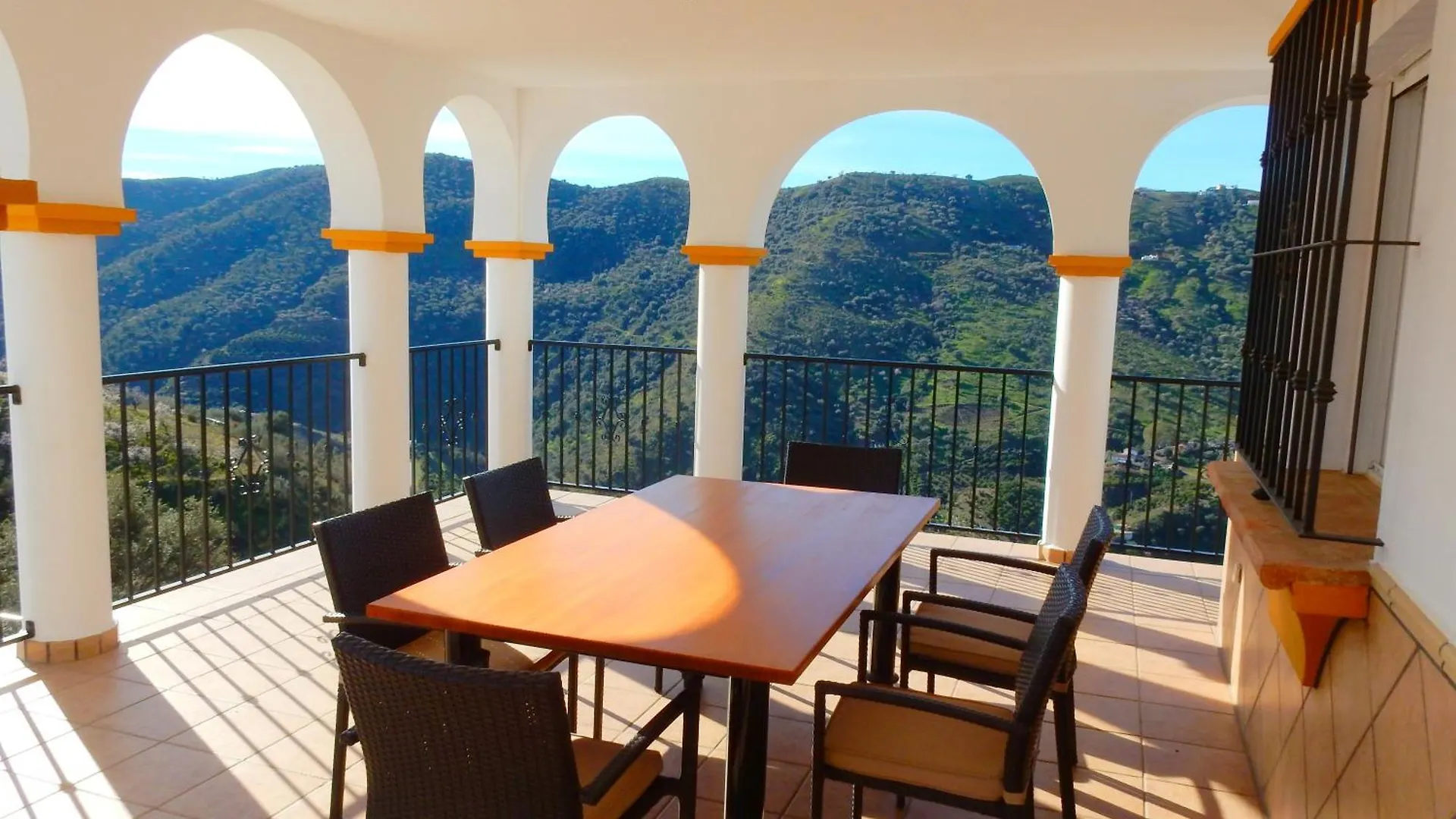 Holiday home Villa Jazmin.Completa Privacidad. Piscina Privada. Malaga