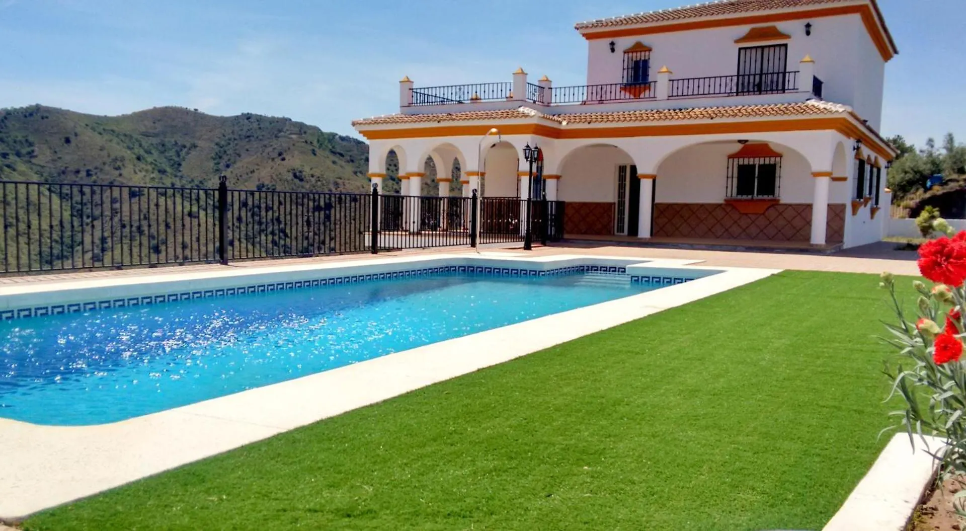 Villa Jazmin.Completa Privacidad. Piscina Privada. Malaga